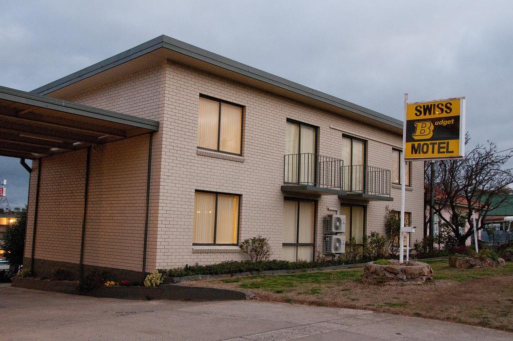 The Swiss Motel Cooma Exterior photo